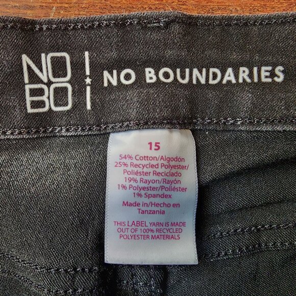 No Boundaries Juniors Black Boot Cut Jeans Size 15 - Picture 7 of 12